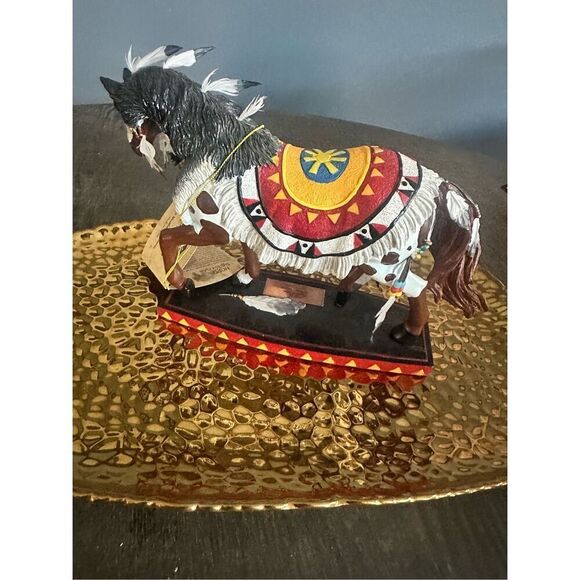 Horse of a Different Color Winter Coat Horse Figure by Ava Godreau - Picture 4 of 5